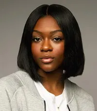 영화배우인 이마니 루이스의 대표 이미지