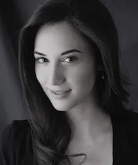 영화배우인 아나이 다빌라의 대표 이미지