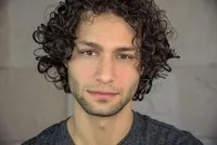 영화배우인 마리아노 팔라시오스의 대표 이미지