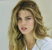 영화배우인 스테파니 카요의 대표 이미지