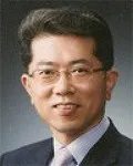 벤처기업인인 윤춘기의 대표 이미지