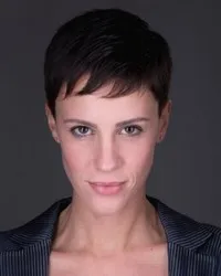 영화배우인 키아라 마르테기아니의 대표 이미지