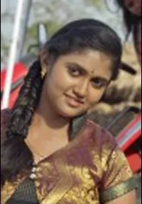 영화배우인 린쿠 라즈구루의 대표 이미지