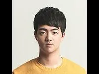 영화배우인 강재철의 대표 이미지