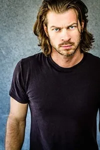 영화배우인 에릭 폴 에릭슨의 대표 이미지