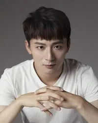 영화배우인 하기위의 대표 이미지