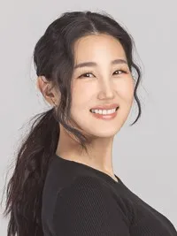 영화배우인 조성희의 대표 이미지