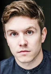 뮤지컬배우인 크레이그 매더의 대표 이미지