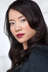 영화배우인 티엔 응우옌의 대표 이미지