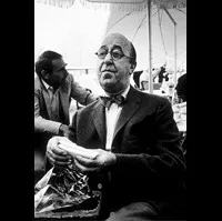 배우인 에드 윈의 대표 이미지