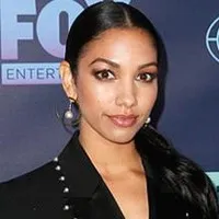 영화배우인 코린 폭스의 대표 이미지