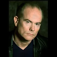 영화배우인 마크 매컬레이의 대표 이미지