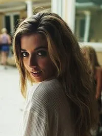 영화배우인 조지아 위그햄의 대표 이미지