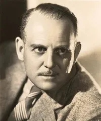 배우인 모로니 올젠의 대표 이미지