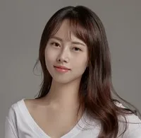 영화배우인 노율의 대표 이미지