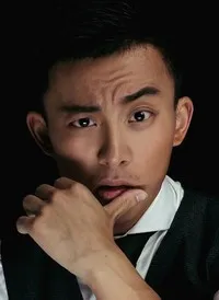 영화배우인 황건의 대표 이미지