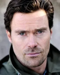 영화배우인 마틴 캡스의 대표 이미지