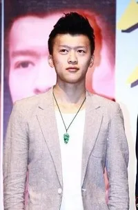 배우인 이구소의 대표 이미지