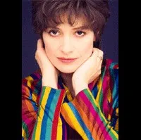 영화배우인 아슘타 세르나의 대표 이미지