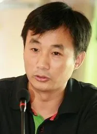 영화감독인 석뢰의 대표 이미지