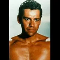 영화배우인 고든 스콧의 대표 이미지