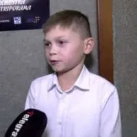 영화배우인 이반 부이츠의 대표 이미지