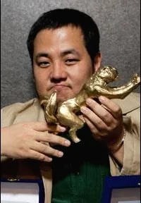 음반제작자인 고건혁의 대표 이미지