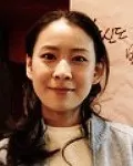 연극배우인 이윤신의 대표 이미지
