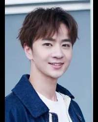 영화배우인 맹자적의 대표 이미지