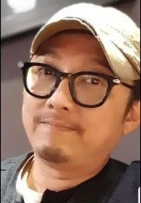 영화배우인 신지석의 대표 이미지
