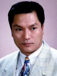 특수단체인, 영화배우인 거룡의 대표 이미지