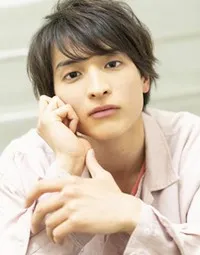 영화배우인 이치노세 하야테의 대표 이미지