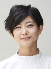 영화배우인 이시바시 나츠미의 대표 이미지