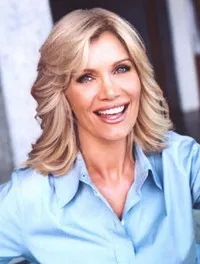 영화배우인 라나 클락슨의 대표 이미지