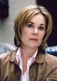 배우인 록산느 하트의 대표 이미지