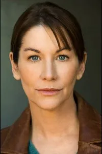 영화배우인 캐롤라인 윌리엄스의 대표 이미지