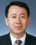 방송인, 대학교수인 신현덕의 대표 이미지