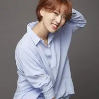 영화배우인 윤해신의 대표 이미지