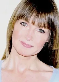 배우인 데보라 포어먼의 대표 이미지