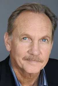 영화배우인 마이클 오닐의 대표 이미지