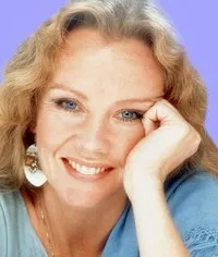 영화배우, 가수인 헤일리 밀스의 대표 이미지