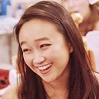 영화배우인 캐시 앵의 대표 이미지