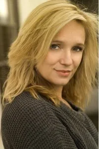 배우인 리사 랑글로이스의 대표 이미지