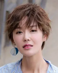 영화배우인 유해람의 대표 이미지