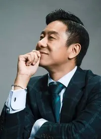 영화배우인 주백강의 대표 이미지