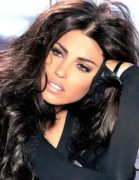 영화배우인 욜란테 카바우의 대표 이미지