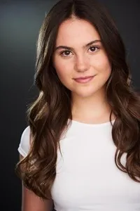 영화배우인 에마 케네디의 대표 이미지