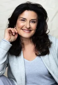 영화배우인 샹탈 폰테인의 대표 이미지