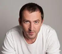 영화배우인 마르틴 호프만의 대표 이미지