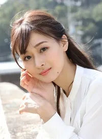 영화배우인 후미카의 대표 이미지